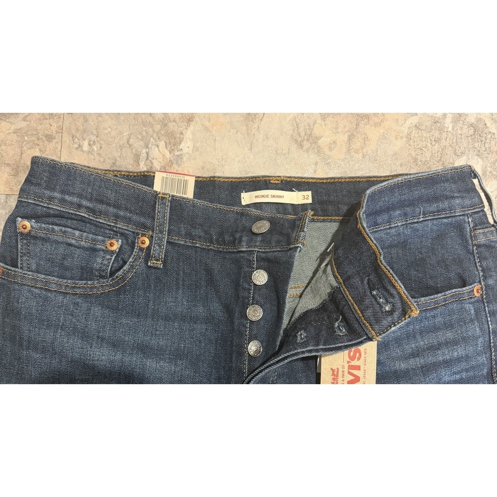 Levi's Wedgie Skinny High Rise Stretch Jeans Dark Wash Button Fly Women Size 32 - Picture 2 of 7